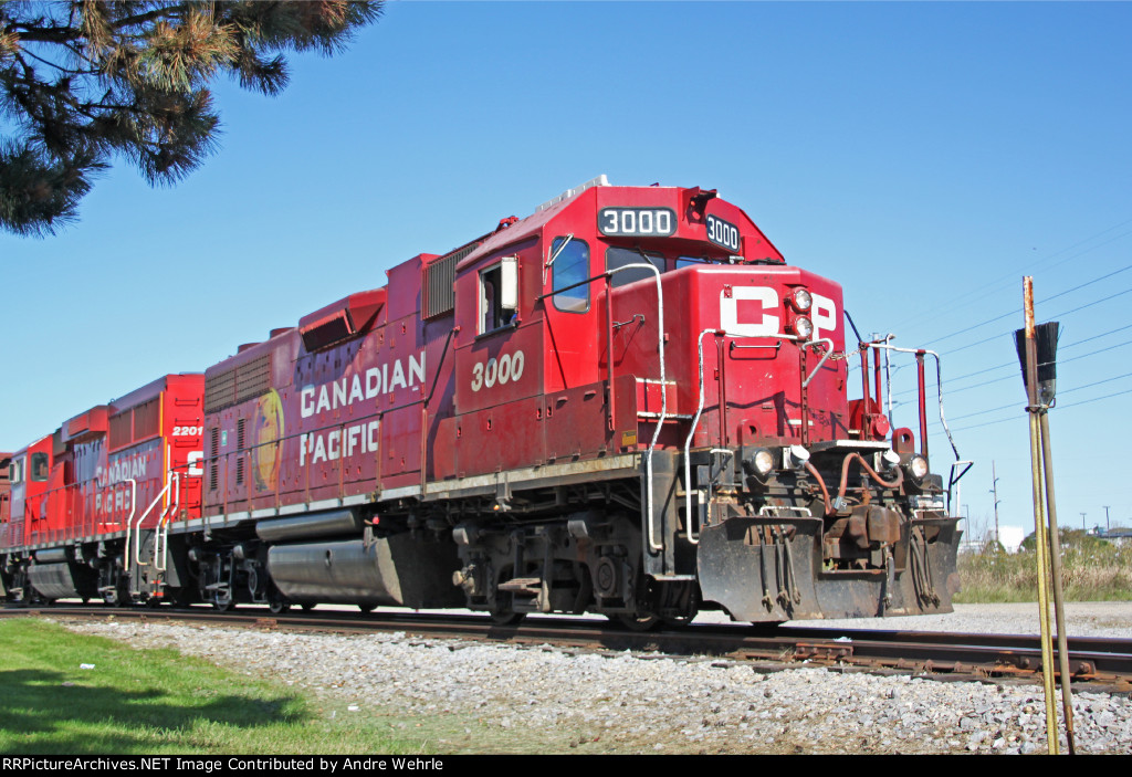 CP 3000 pulls south toward WIS-19